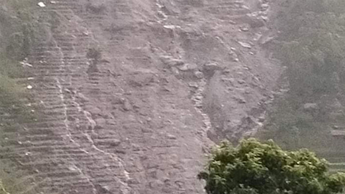 बाढीपहिरोले सात लघुजलविद्युत् गृह बगाएपछि अन्धकारमा बस्न बाध्य